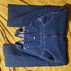 Boys size 10 Key Overall